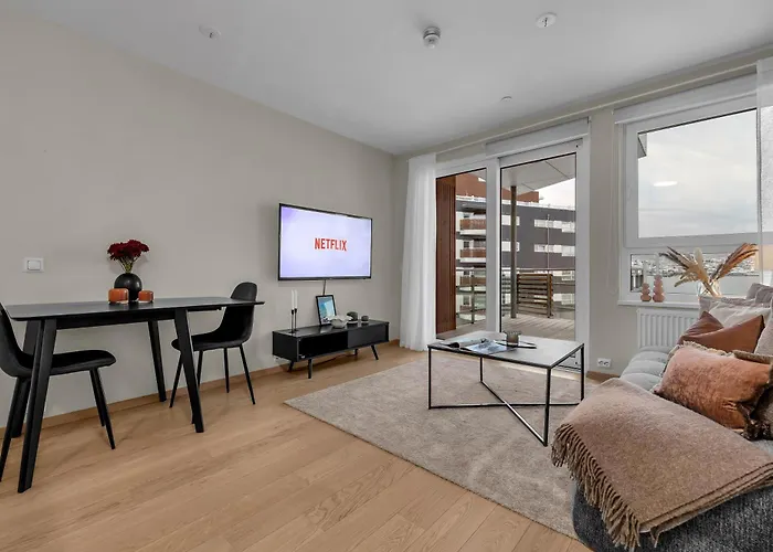 Northstay - Cozy Arctic Apartment, Free Parking